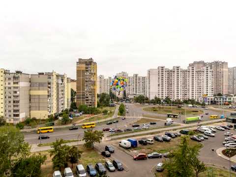 квартира за адресою Милославська вул., 12