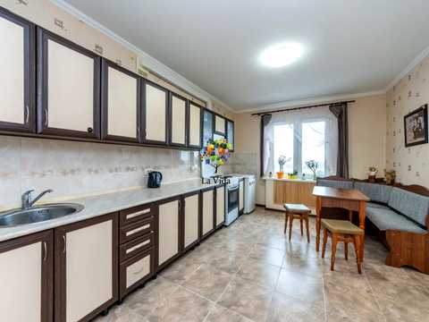 квартира за адресою Милославська вул., 12