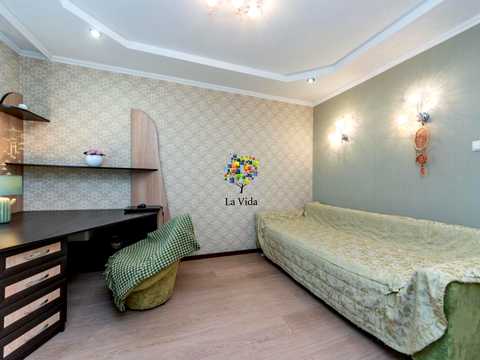 квартира за адресою Милославська вул., 12