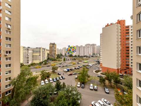 квартира за адресою Милославська вул., 12
