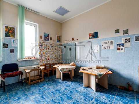 коммерческая по адресу Николая Михновского бульв. (Дружбы народов), 14-16