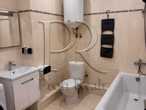 квартира за адресою Драгоманова вул., 2