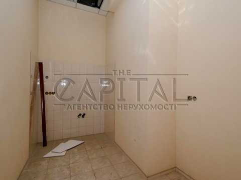 комерційна за адресою Сім'ї Бродських вул. (Смоленська), 31-33