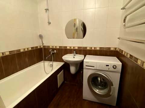 квартира за адресою Драгоманова вул., 4-А