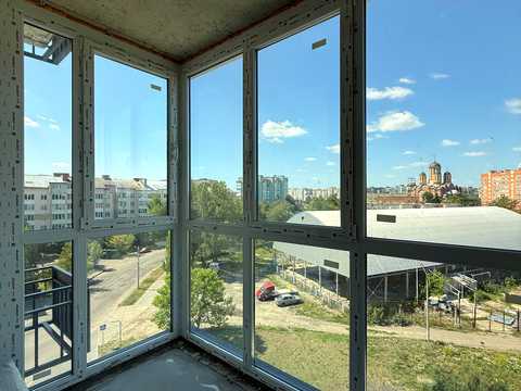 квартира за адресою Луцьк, В'ячеслава Чорновола вул. (), 5