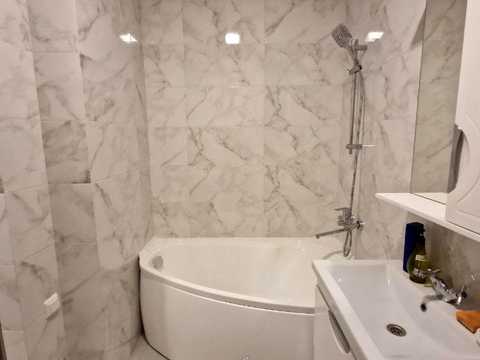 квартира за адресою Рея Бредбері вул., 2