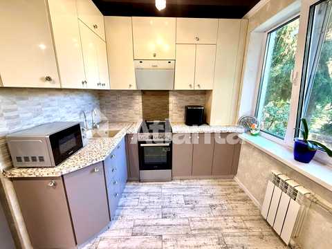 квартира за адресою Андрія Первозванного вул. (Стахурського), 80