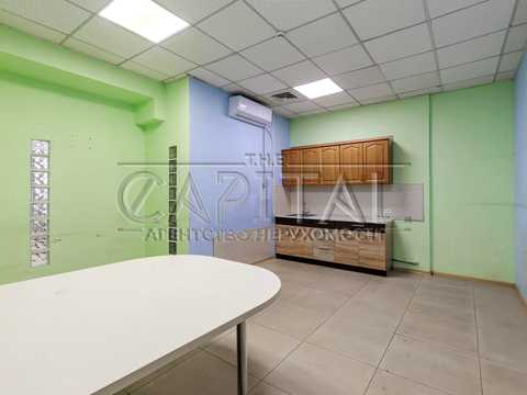 комерційна за адресою Лесі Українки бульв., 34