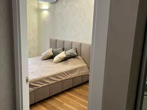 квартира за адресою Співдружності вул., 1
