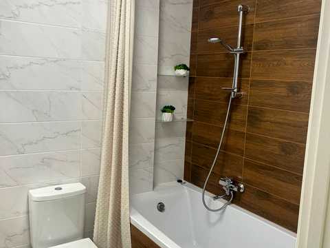 квартира за адресою Співдружності вул., 1