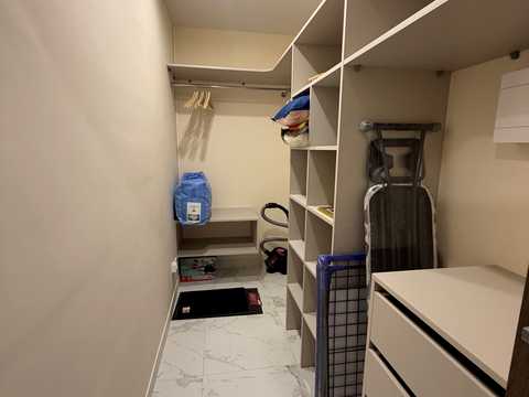 квартира за адресою Берковецька вул., 6