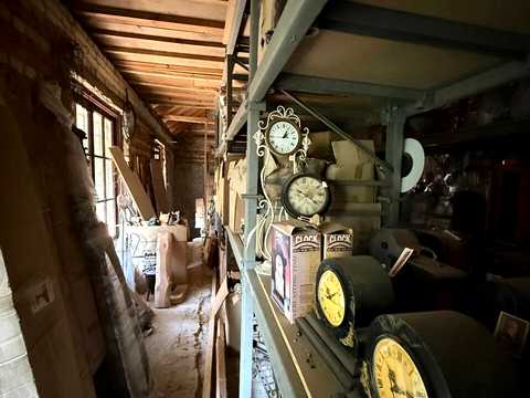 комерційна за адресою с. Красів, Шкільна вул., 1