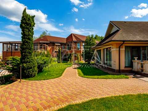 дом по адресу старокиївська, 5