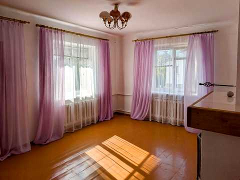 будинок за адресою с. Межиріч, Центральна
