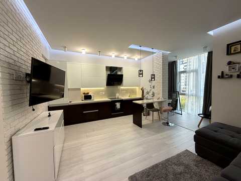 квартира за адресою Перлинна вул., 1а