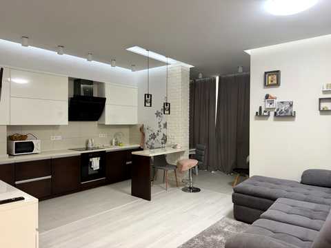 квартира за адресою Перлинна вул., 1а
