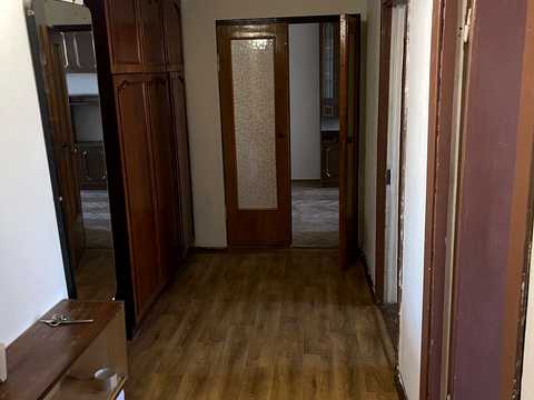 квартира за адресою Володимира Великого вул. (Артема), 63