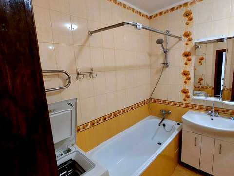 квартира за адресою Милославська вул., 4