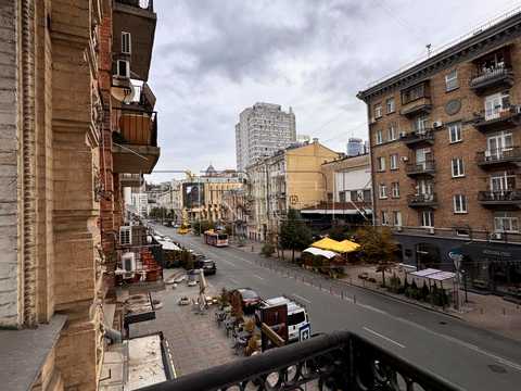 коммерческая по адресу Шота Руставели ул., 22-А