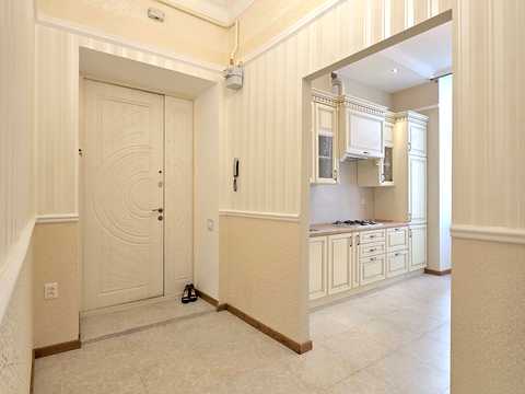 квартира по адресу Братьев Рогатинцев ул., 15