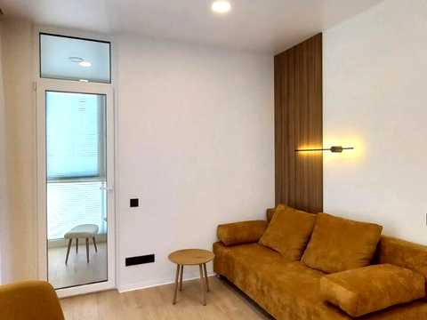 квартира за адресою Салютна вул., 2к25