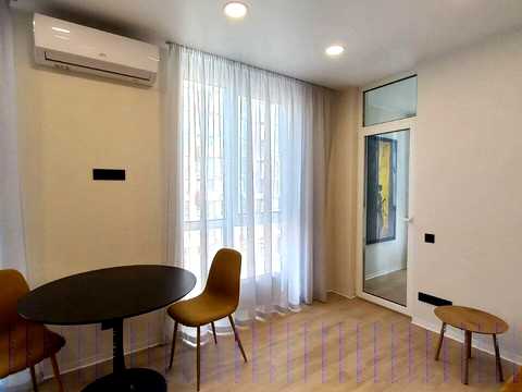 квартира за адресою Салютна вул., 2к25