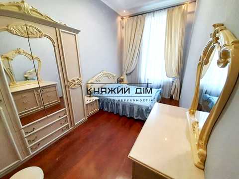 квартира по адресу Музейний пер., 8-Б