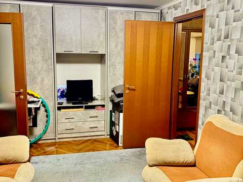 квартира за адресою Салютна вул., 9
