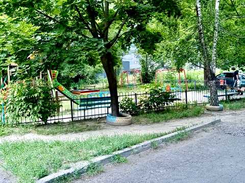 квартира за адресою Салютна вул., 9