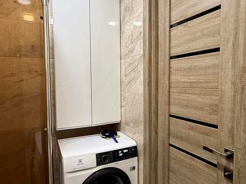 квартира за адресою Наукова вул., 24
