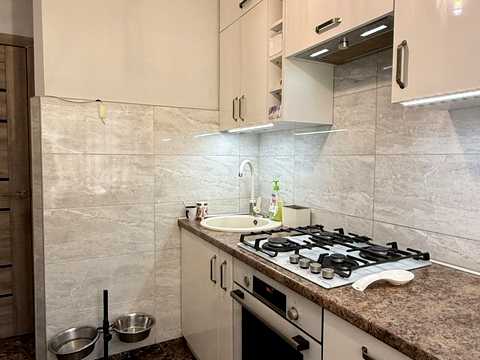 квартира за адресою Наукова вул., 24