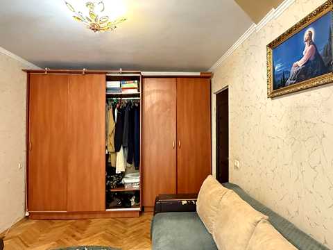 квартира за адресою Наукова вул., 24