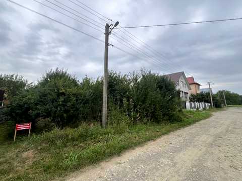 ділянка за адресою Надвірна, Польова