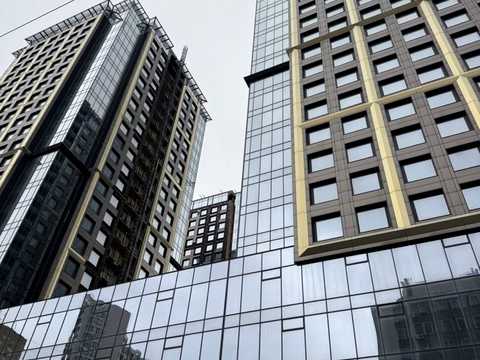 комерційна за адресою Предславинська вул., 20Б