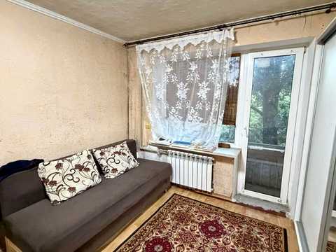квартира за адресою Одеса, Академіка Заболотного вул., 18
