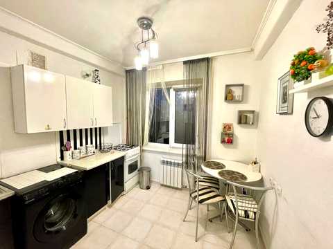 квартира за адресою Полярна вул., 5