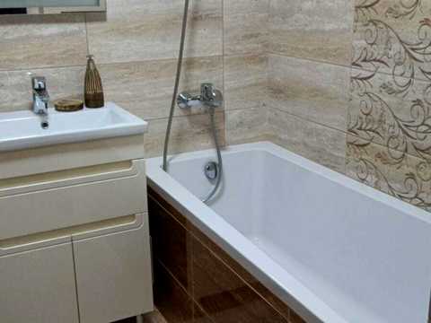 квартира за адресою Коновальця вул., 9