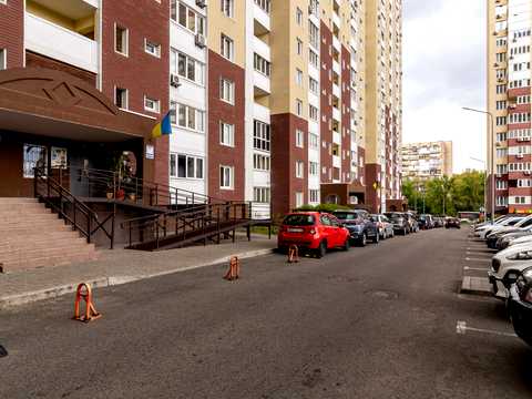 квартира за адресою Ясинуватський пров., 11