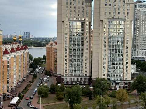 квартира за адресою Приозерна вул., 2-Б