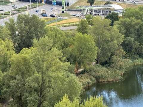 квартира за адресою Приозерна вул., 2-Б