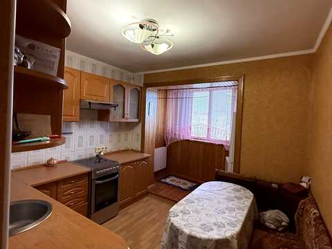 квартира за адресою Приозерна вул., 2-Б