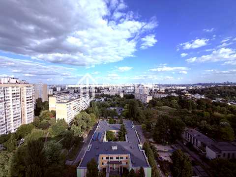 квартира по адресу Натальи Ужвий ул., 5