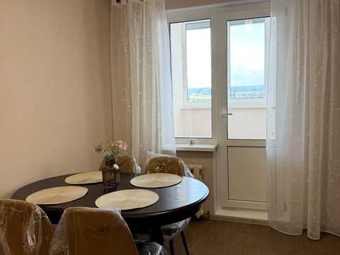 квартира за адресою Милославська вул., 8