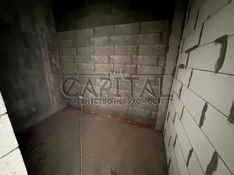 квартира за адресою Причальна вул., 14