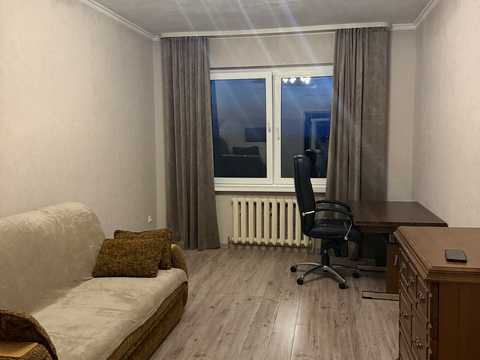 квартира за адресою Милославська вул., 8
