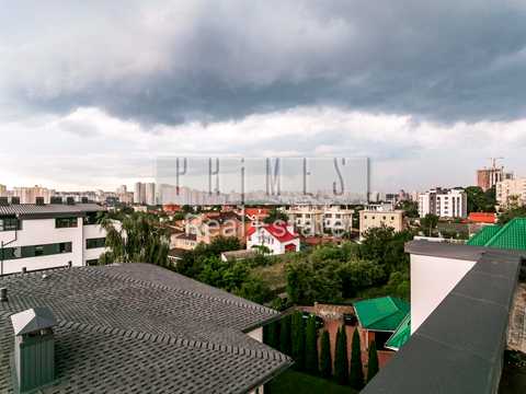 коммерческая по адресу Яготинская ул., 4