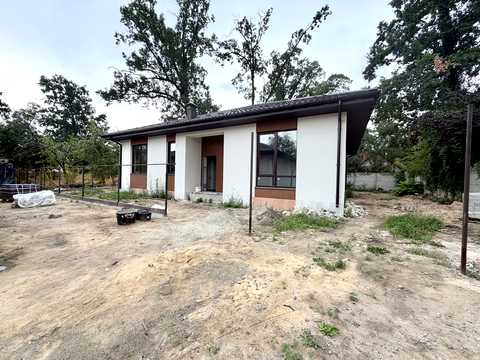дом по адресу Варшавська ул. (Ватутіна)
