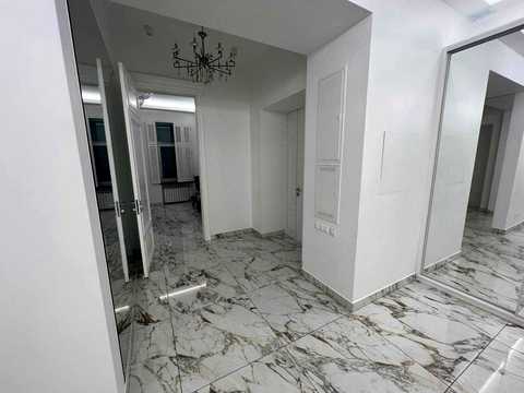 коммерческая по адресу Шота Руставели ул., 15