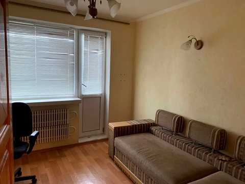 квартира за адресою Нескорених вул. (Героїв Праці), 12д