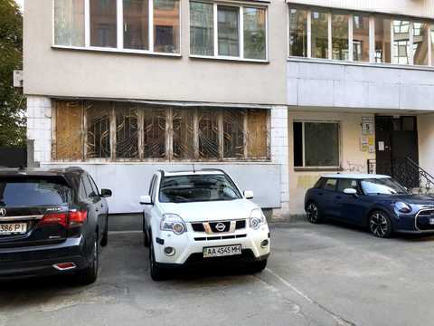 коммерческая по адресу Панаса Мирного ул., 5